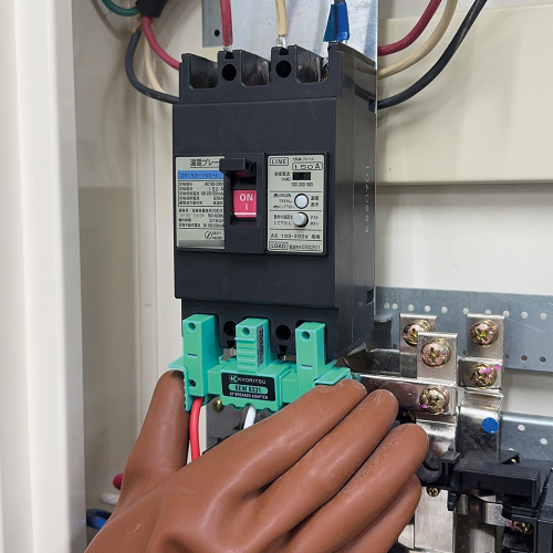 KEW 8331｜3Pブレーカ端子用アダプタ｜製品情報｜共立電気計器株式会社